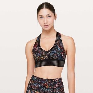 Lululemon find focus bra